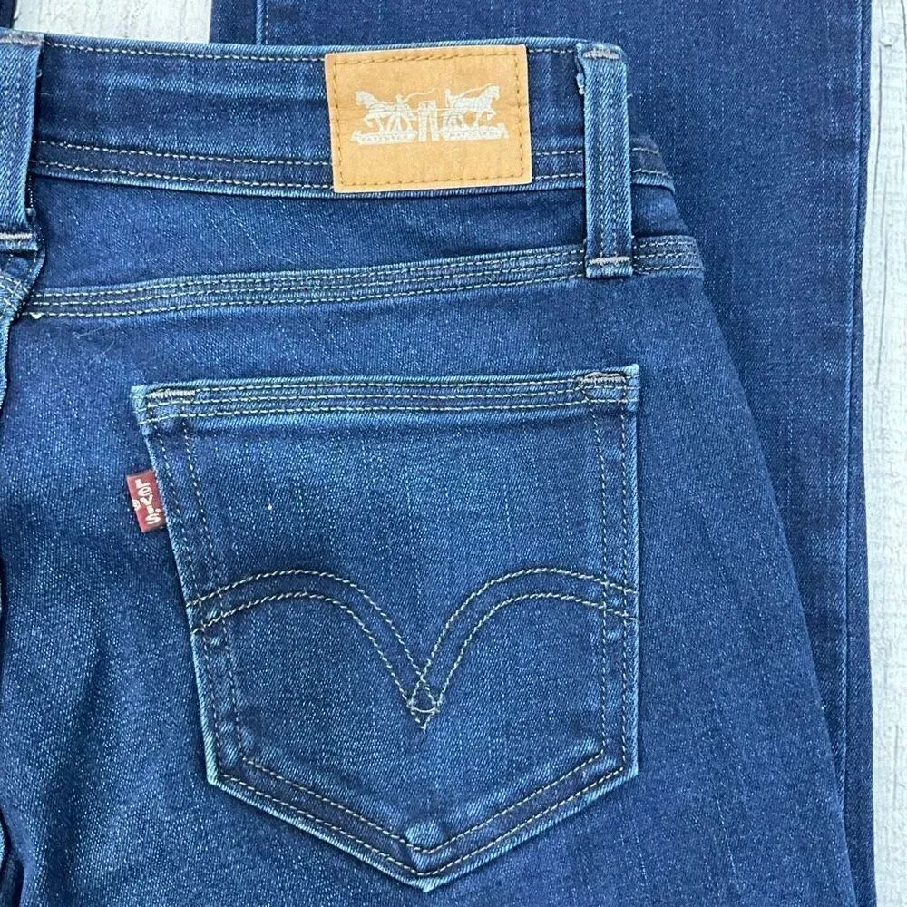 LEVI’S Curvy Bootcut Jeans - Picture 4 of 6